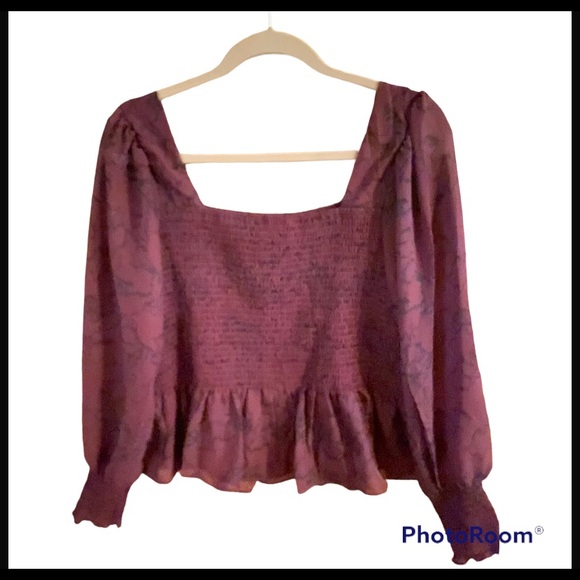 ❤️HP❤️Deep Red Squareneck Smocked Top-NWT - Picture 7 of 9